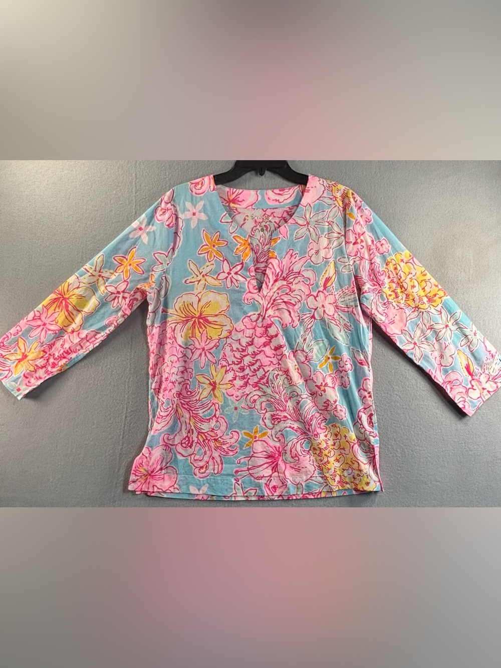 Lily Pulitzer Tunic Blouse Floral V-Neck 3/4 Sleeve Pink & Light Blue